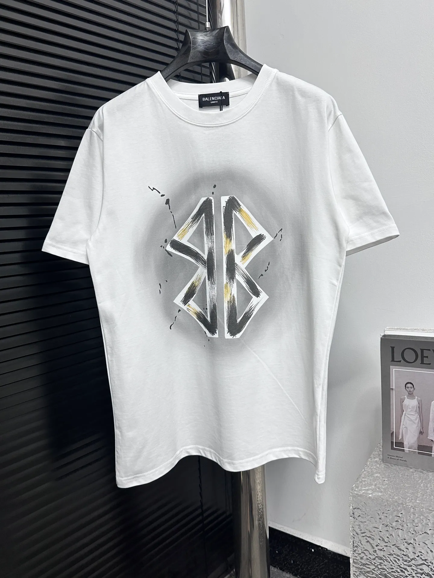 ￼ 【BALENCIAG*】 25ss New Arrival 。 Retro Same Style 280 Classic Same Style ：Black White Size：S-XL